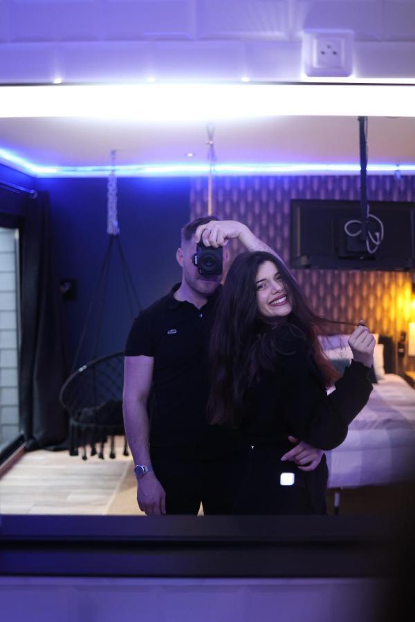 Capsule Temps Suspendu - Balneo, Home Cinema & Billard Valenciennes Exterior foto